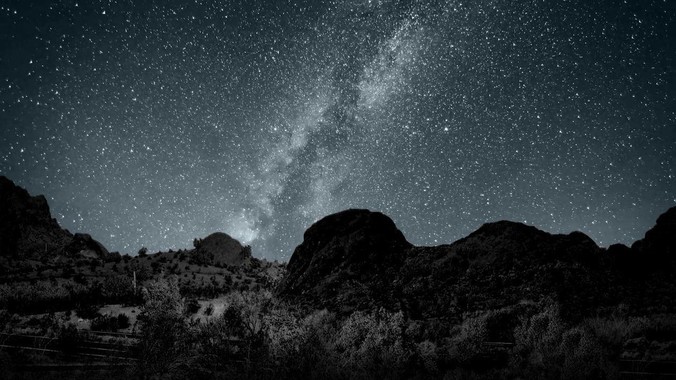 只是突然很好奇，已经造出了三艘航母，为何不能按照这样的模板，批量建造航母呢?